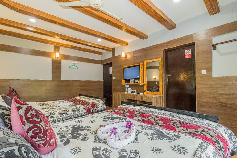 Bedroom 3, Hotel Riverside With Swimming Pool , Narayani