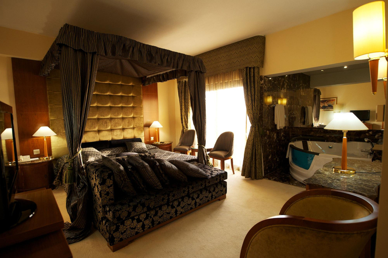 Bedroom 3, Adams Beach Hotel
