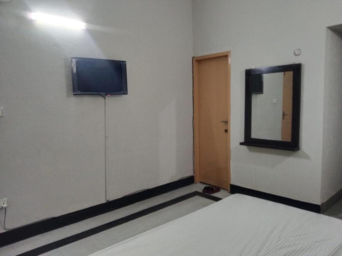 Bedroom 5, Hotel Royal Rose, Lahore