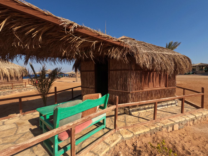 Others 3, Castle Beach, Nuweiba'