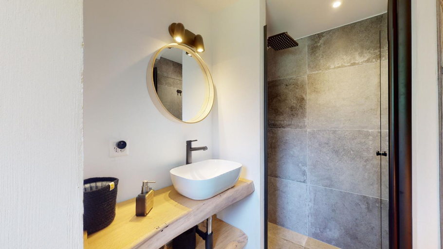Bathroom 3, Arnold LUXE & COSY chalet 14 personnes Les Masses, Hérens