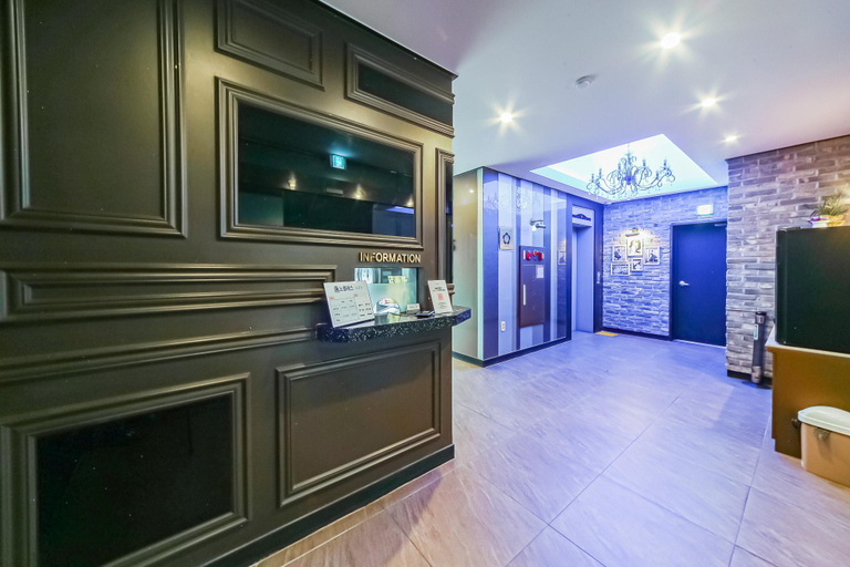 Others 5, Busan Yonghodong Noblesse, Nam