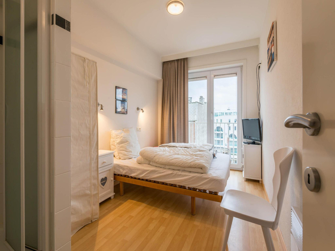 Bedroom, Apartment in Koksijde with Stunning Sea View, West-Vlaanderen