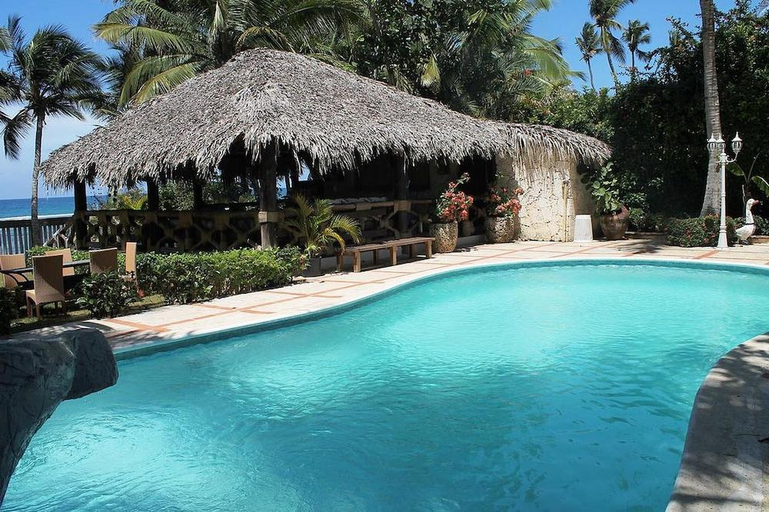 Others 3, D' Franchesis Hostal, Guayacanes