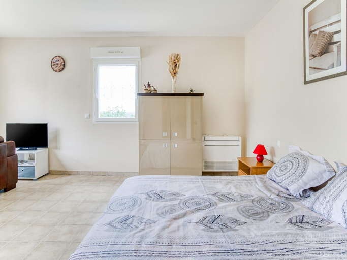 Bedroom, Serene Couples Getaway Home, Ardèche