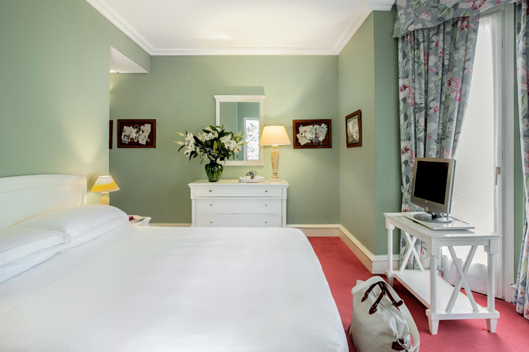 Bedroom 2, Hotel Franceschi, Lucca