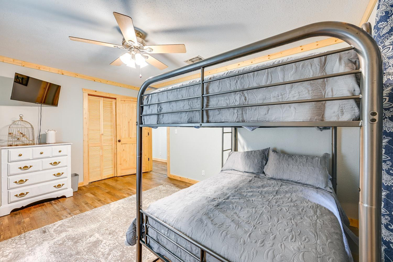 Bedroom 2, Quiet Abode w/ Gas Grill ~ 5 Miles to Broken Bow!, McCurtain