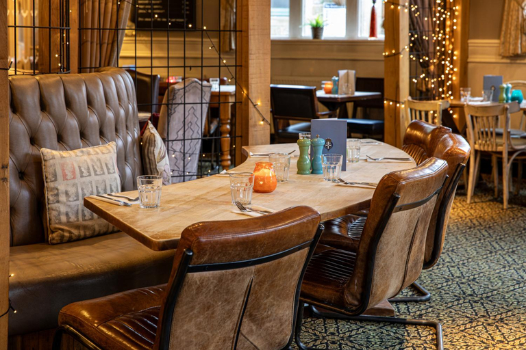 Others 5, The Devonshire Arms, Derbyshire