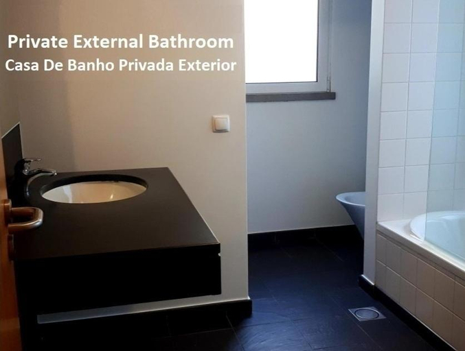 Bathroom 3, Colinas do Sol, Funchal