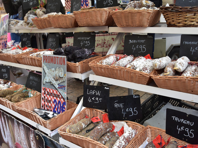 Food & Drinks, Scenic Home in Berbiguieres, Dordogne