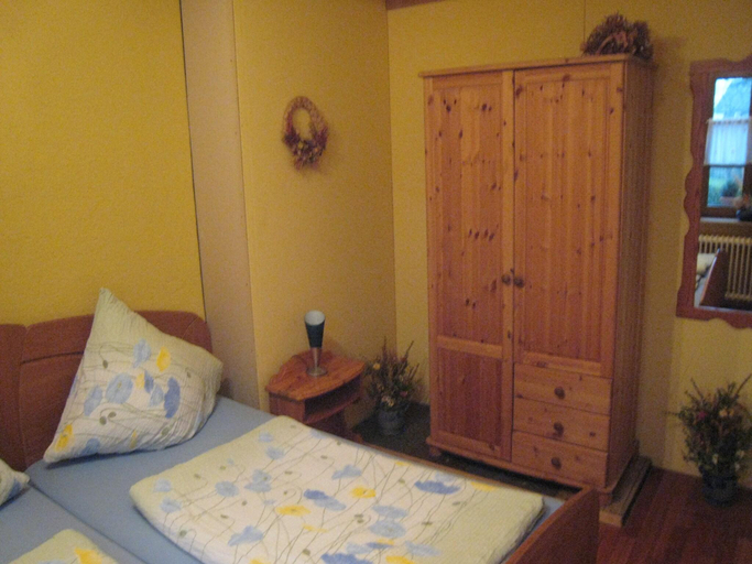Bedroom 2, Morbach Hillside Mansion, Bernkastel-Wittlich