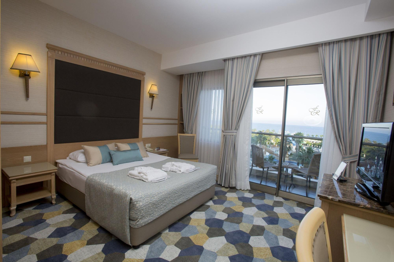 Bedroom 3, Fame Residence Lara & Spa, Antalya