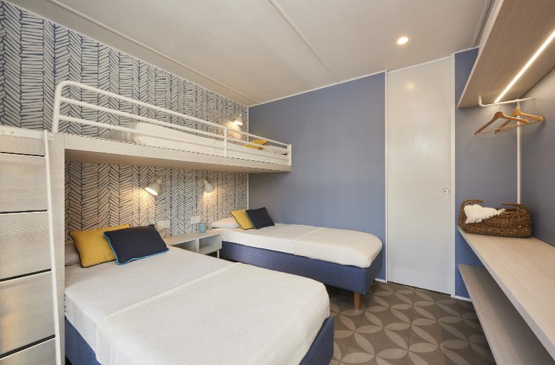Bedroom 3, Club del Sole Romagna Family Resort, Rimini
