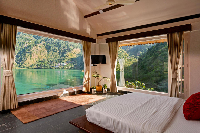 Bedroom, Panchtatva Hotel Lake Chamera Dalhousie, Chamba
