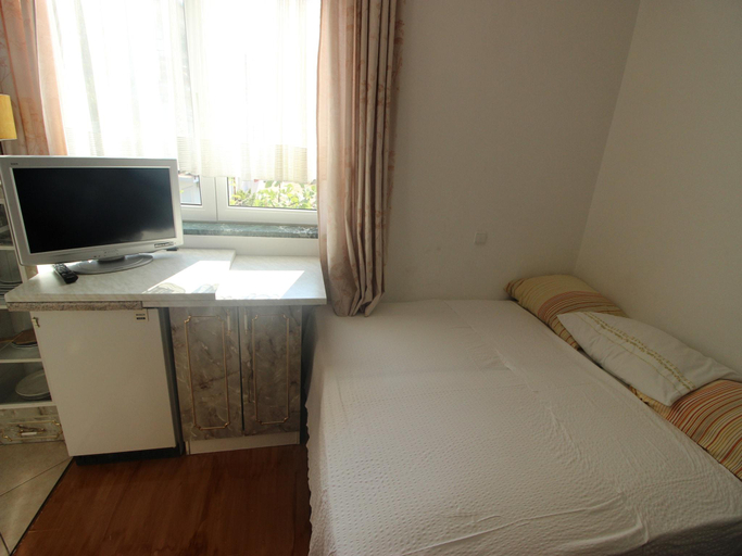 Bedroom 2, Nice apartment in Unknown w/ , Starigrad