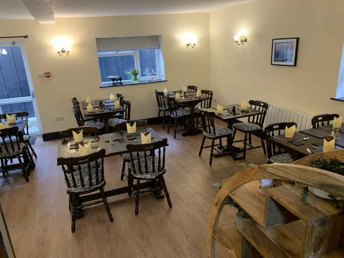 Food & Drinks 4, The Talbot Hotel, Powys