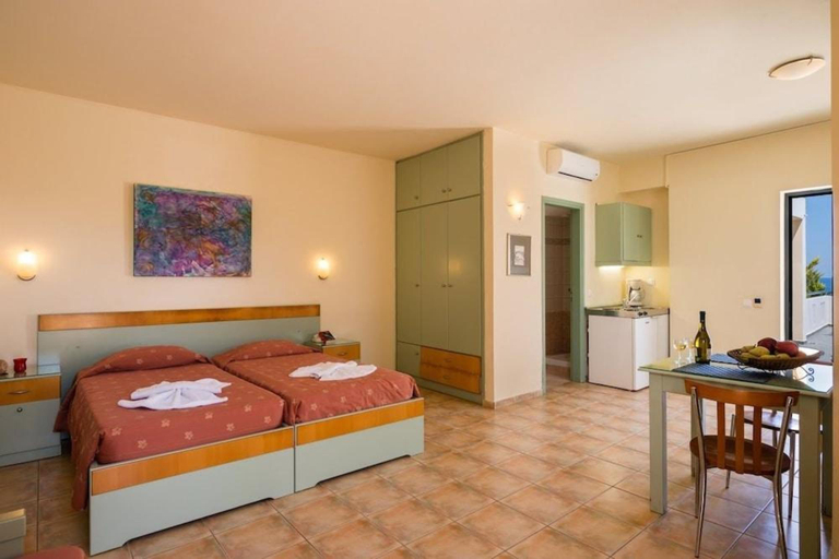 Bedroom 2, Nireas Hotel, Crete