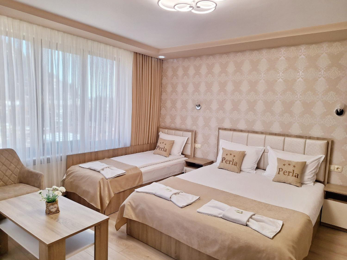 Bedroom 2, Perla Guest House, Dospat