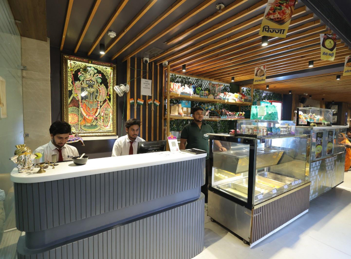 Food & Drinks, MURLIWALA HOTEL & RESTAURANT, Mathura