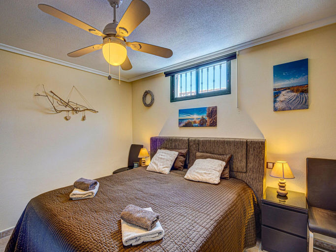 Bedroom 2, Coastal Comfort in Orihuela, Alicante