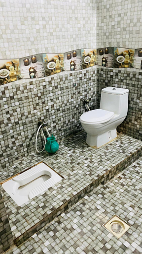Bathroom, The Serena guest House, Hyderabad