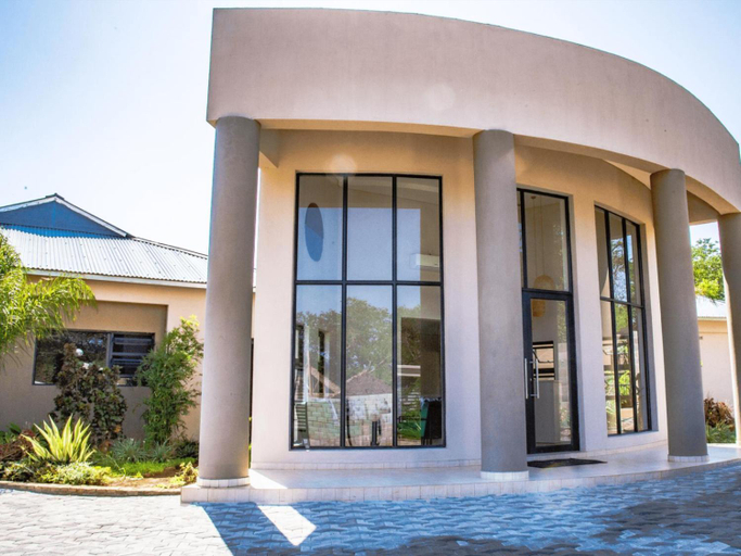 Exterior & Views, The Telescope Boutique Lodge, Hwange