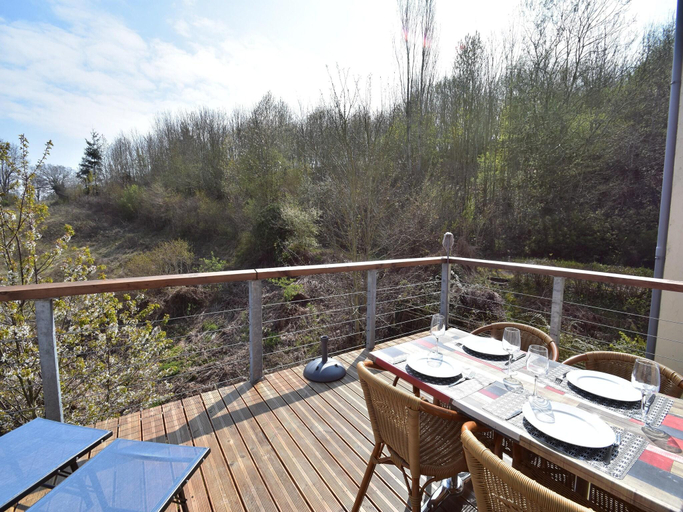 Others 3, Mansion in Cuzy with Shared Pool, Saône-et-Loire