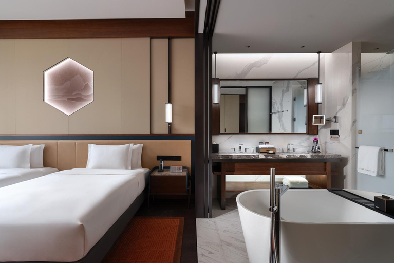 Bedroom 3, Grand Barony Hotel Jinan CBD 济南君廷酒店, Jinan