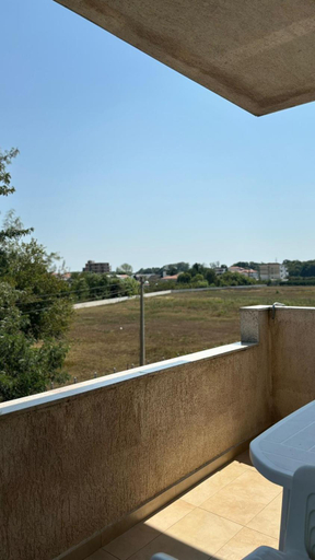 Others 4, EMA apartments
