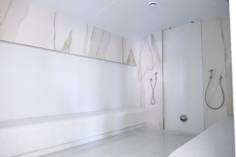 Bathroom 3, Vila Arkade Mamaia Nord, Navodari