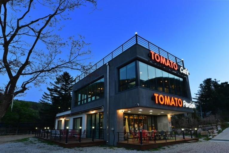 Exterior & Views 1, hwaceontomatopensyeon, Hwacheon