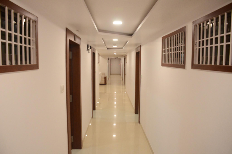 Public Area 2, HOTEL IDEAL, Vadodara