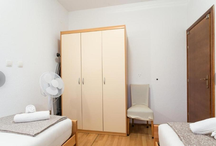Bedroom 2, HOLIDAY HOUSE Ose, Supetar