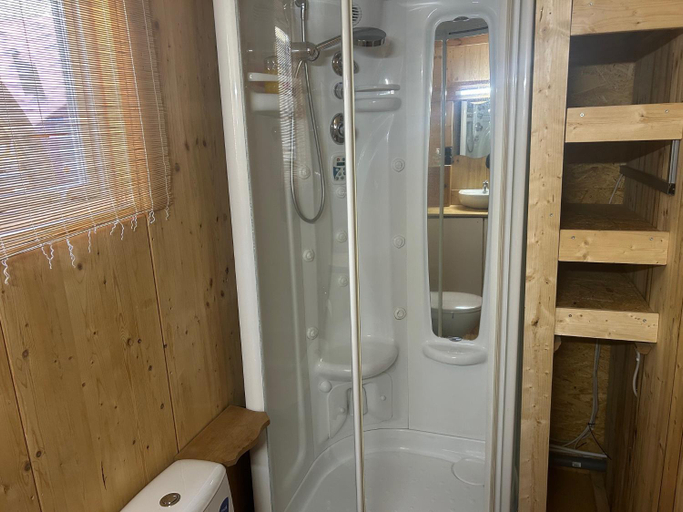 Others 5, Inn-side ADVENTURE CABINS, Imst