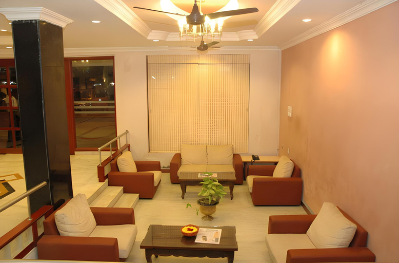 Lobby, Hotel Saradharam, Cuddalore
