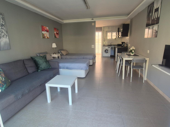 5, Studio in city, Málaga