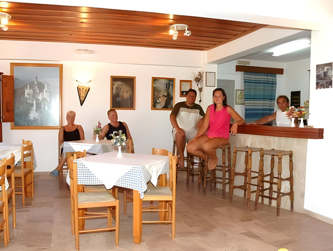 Food & Drinks 5, Vlachakis Hotel, Crete