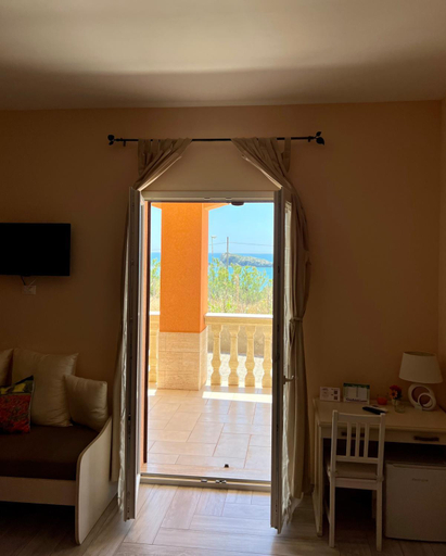 Others 5, Carrubella Santa Zita, Agrigento