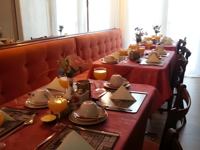 Food & Drinks 4, Lynwood Hotel, Blackpool
