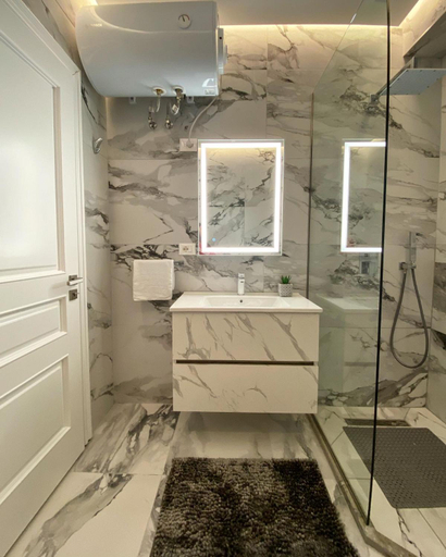 Bathroom 3, Luxury apartment with a wonderful lake view, Shkodrës