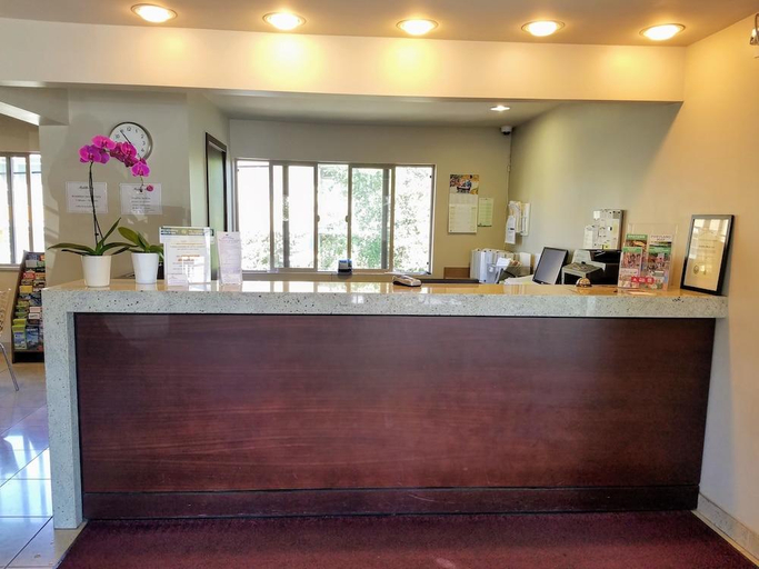 Others 4, Aladdin Inn and Suites, Multnomah