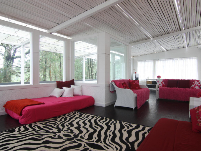 Others 5, The Peak Home, Bandung