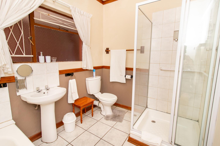 Others 2, Kleine Eden Guesthouse, Mangaung