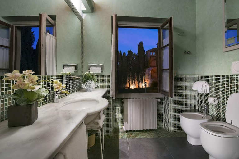 Bathroom 5, Hotel Villa Casagrande, Florence