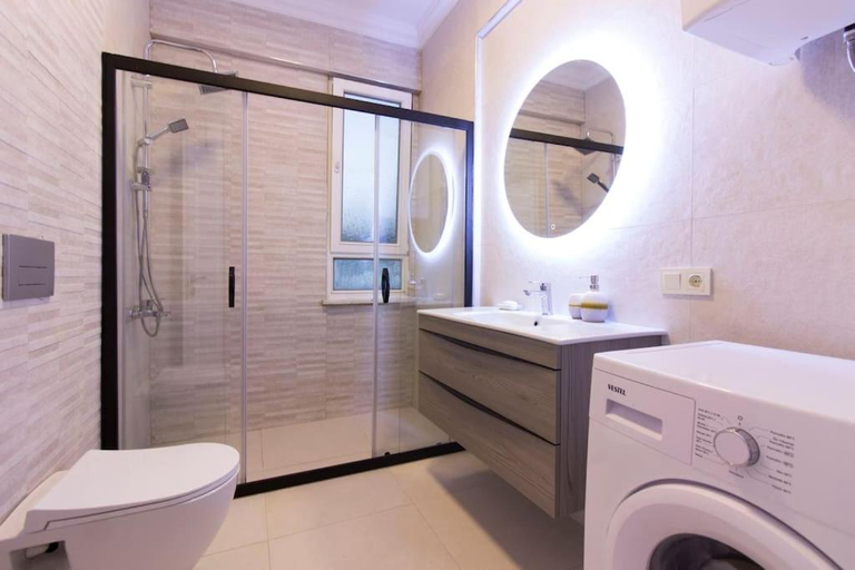 2, Spacious Exquisite 5BR Villa with Private Pool, Ayvalık