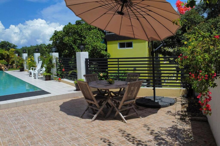 2, Twin House Villa, Coron