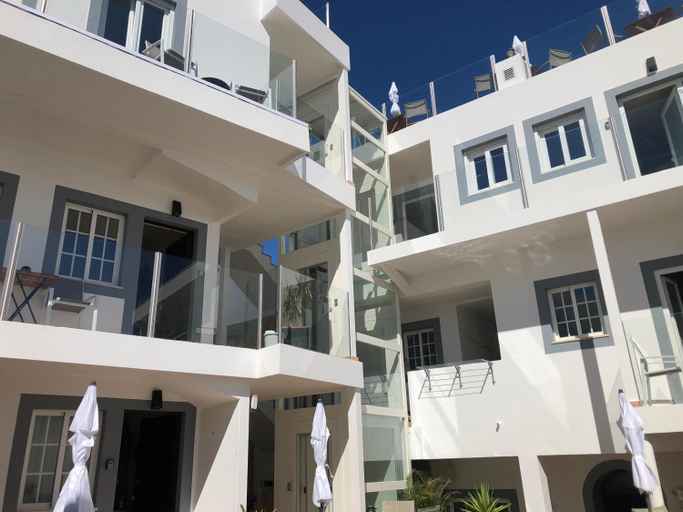 Exterior & Views 1, Casa Paula Apartments, Lagos