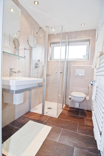 Bathroom, Park, Kitzbühel