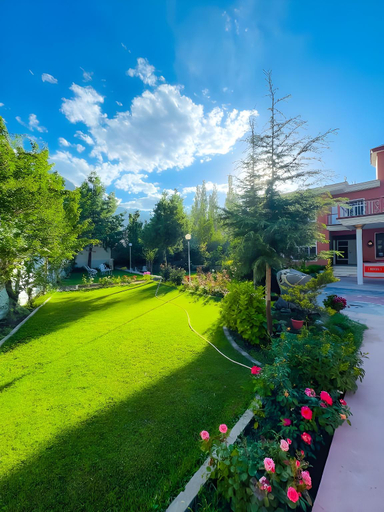 Others 2, Taaj Residence Skardu, Northern Areas