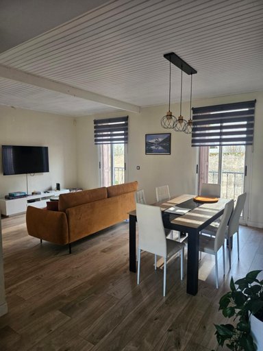 Shared lounge/TV area, Appartement A Beholding Sight, Pyrénées-Orientales